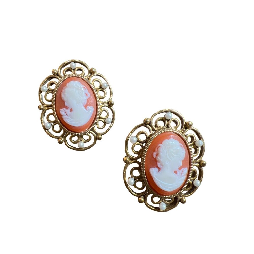 Vintage Cameo Earrings Pierced Gold Tone Mini Pearls Filagree Grannycore Cottage